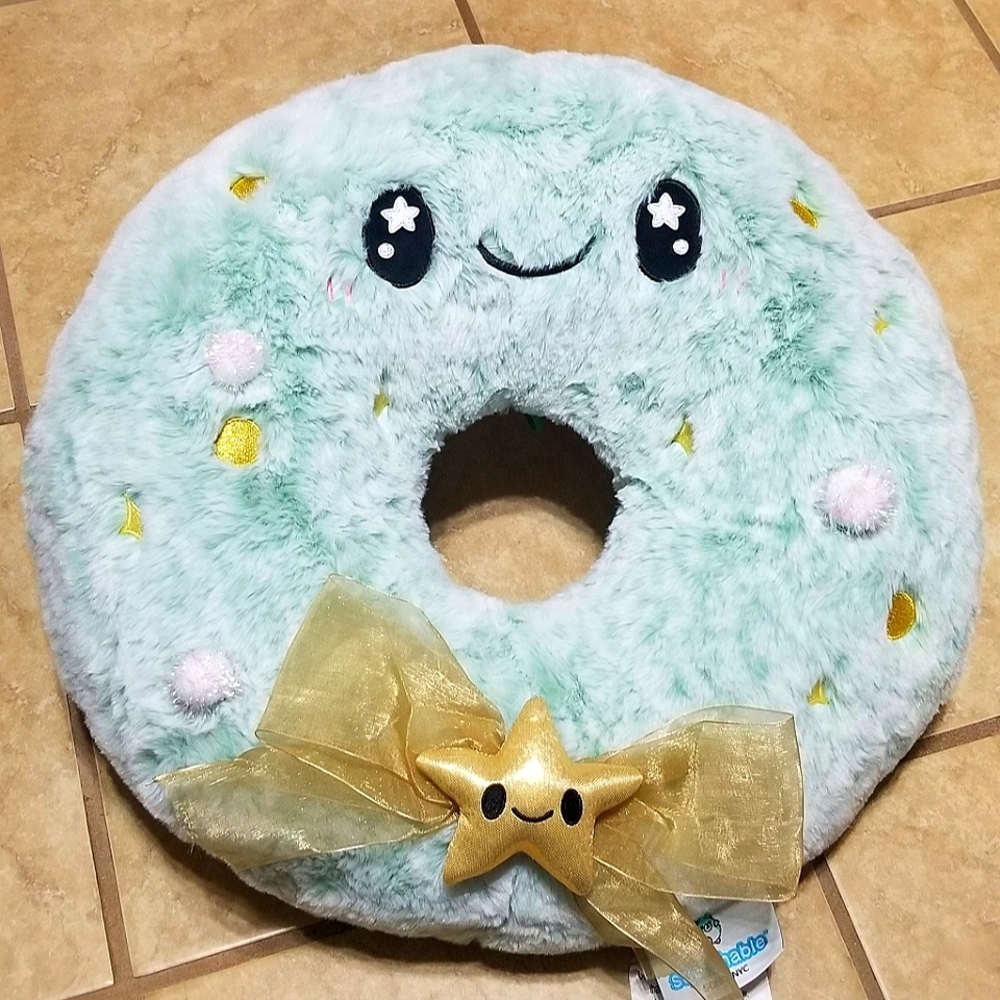 Squishable Christmas Wreath Plush